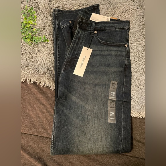 Calvin Klein Jeans NWT - Standard Straight - Picture 10 of 15